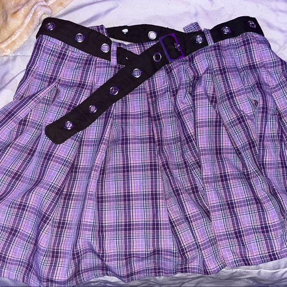 Purple Plaid Pleated Belt Skirt (Hot Topic) - Picture 2 of 4